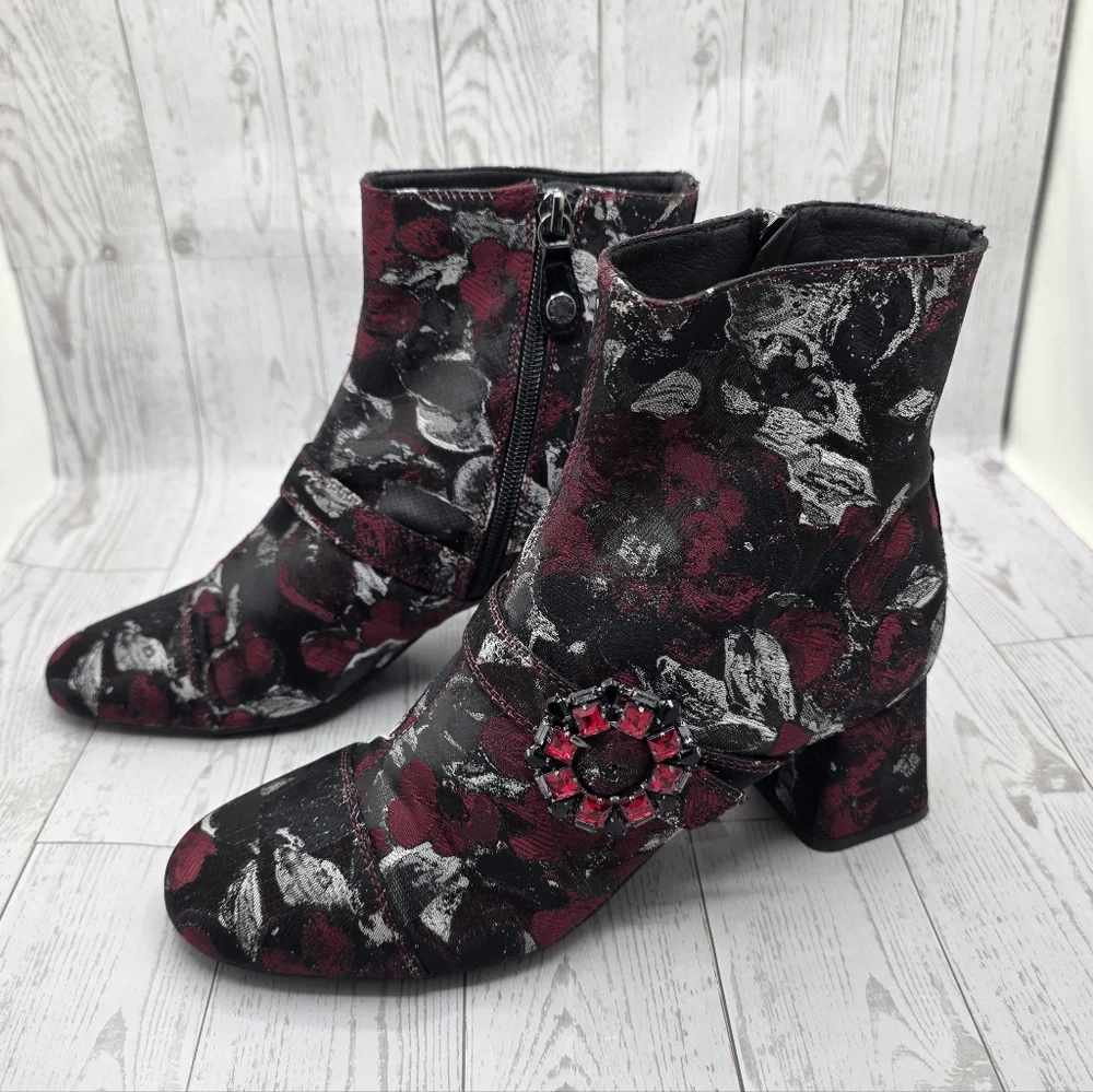 Geox Red and Black Floral Ankle Boots - Respira Technology 37.5/US7/7.5‎